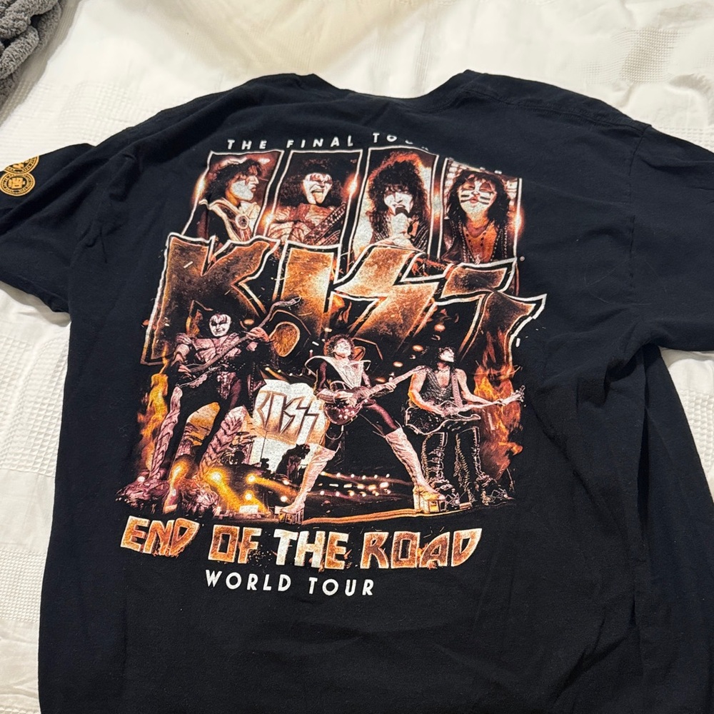 KISS Black Tour T-Shirt NWOT NEVER WORN
